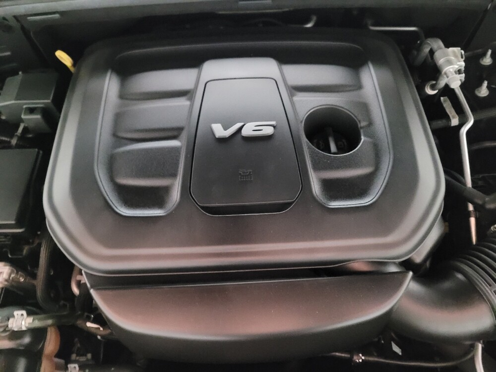 2017 Jeep Grand Cherokee in Downey, CA 90241 - 18098837 30