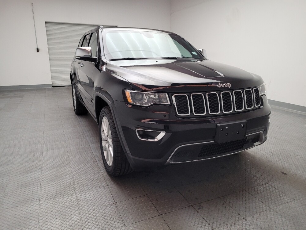 2017 Jeep Grand Cherokee in Downey, CA 90241 - 18098837 14