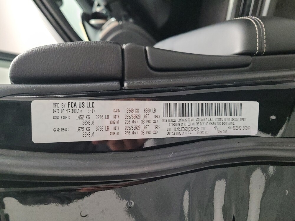 2017 Jeep Grand Cherokee in Downey, CA 90241 - 18098837 33