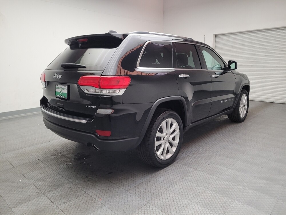 2017 Jeep Grand Cherokee in Downey, CA 90241 - 18098837 9