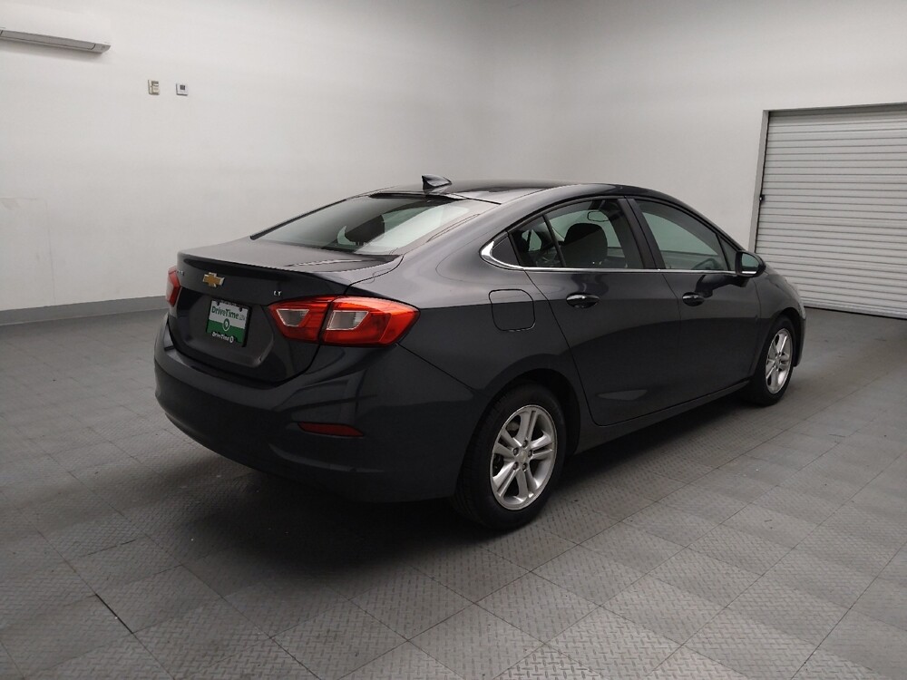 2018 Chevrolet Cruze in Plano, TX 75074 - 18098841 9