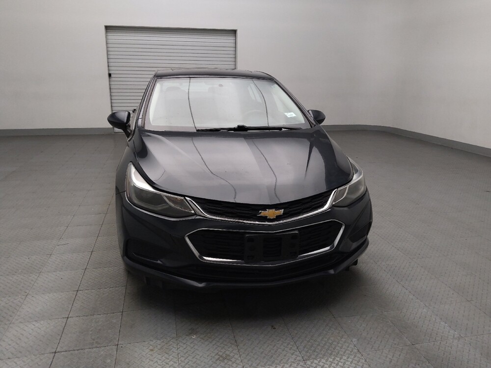 2018 Chevrolet Cruze in Plano, TX 75074 - 18098841 14