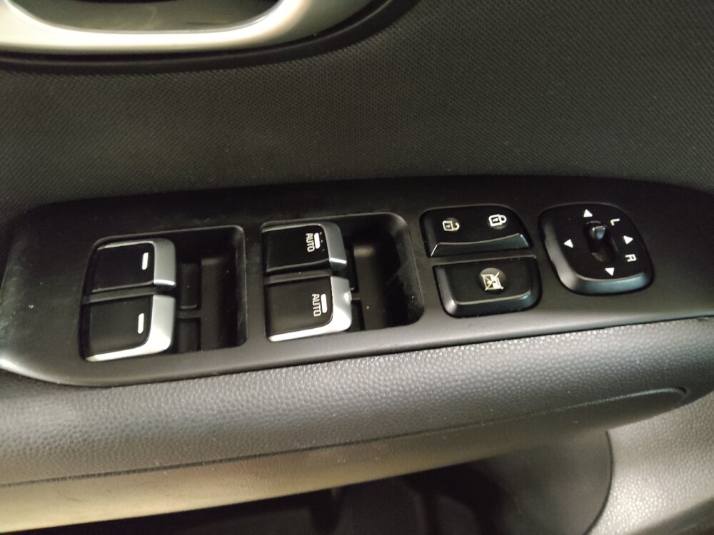 2019 Kia Soul in El Paso, TX 79907 - 18098843 27