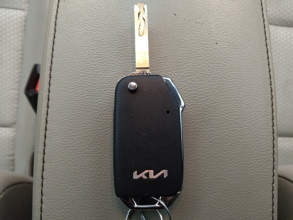 2022 Kia Soul in Denver, CO 80012 - 18098847 32