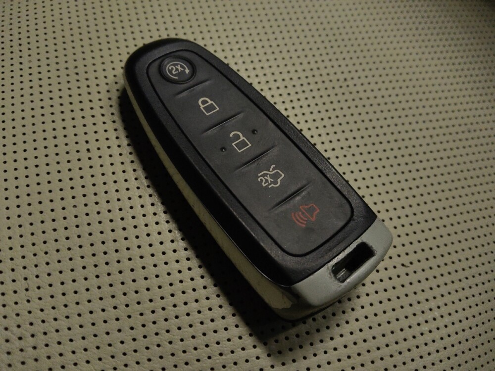 2014 Lincoln MKS in Glendale, AZ 85301 - 18098850 32