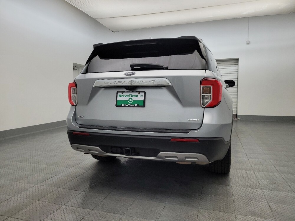 2020 Ford Explorer in Glendale, AZ 85301 - 18098852 7