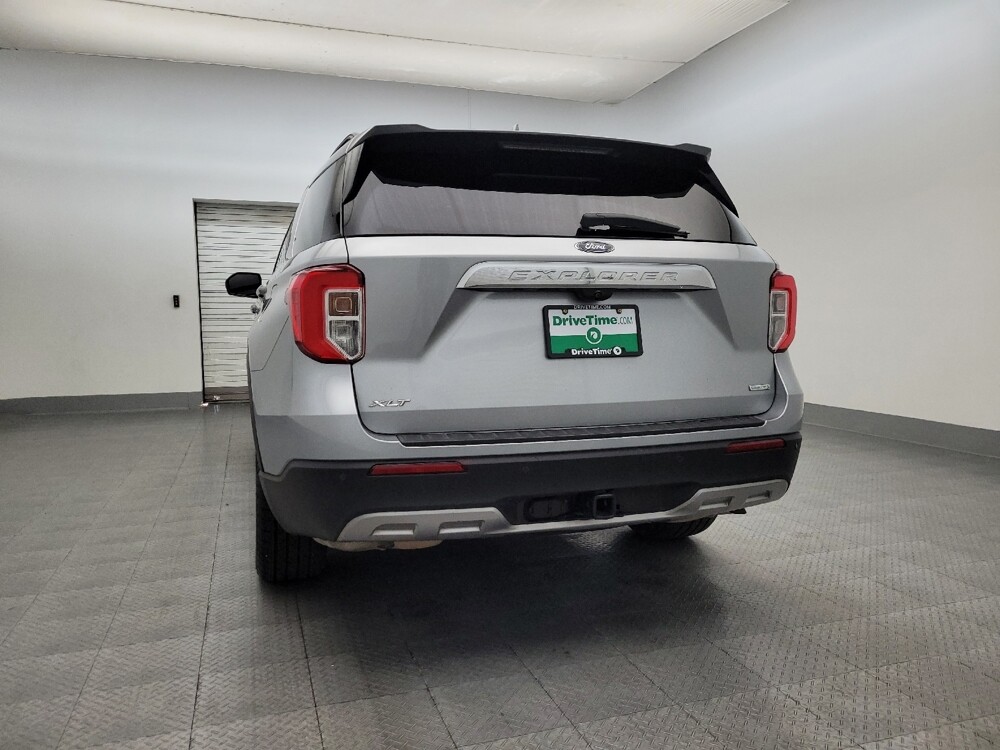 2020 Ford Explorer in Glendale, AZ 85301 - 18098852 6