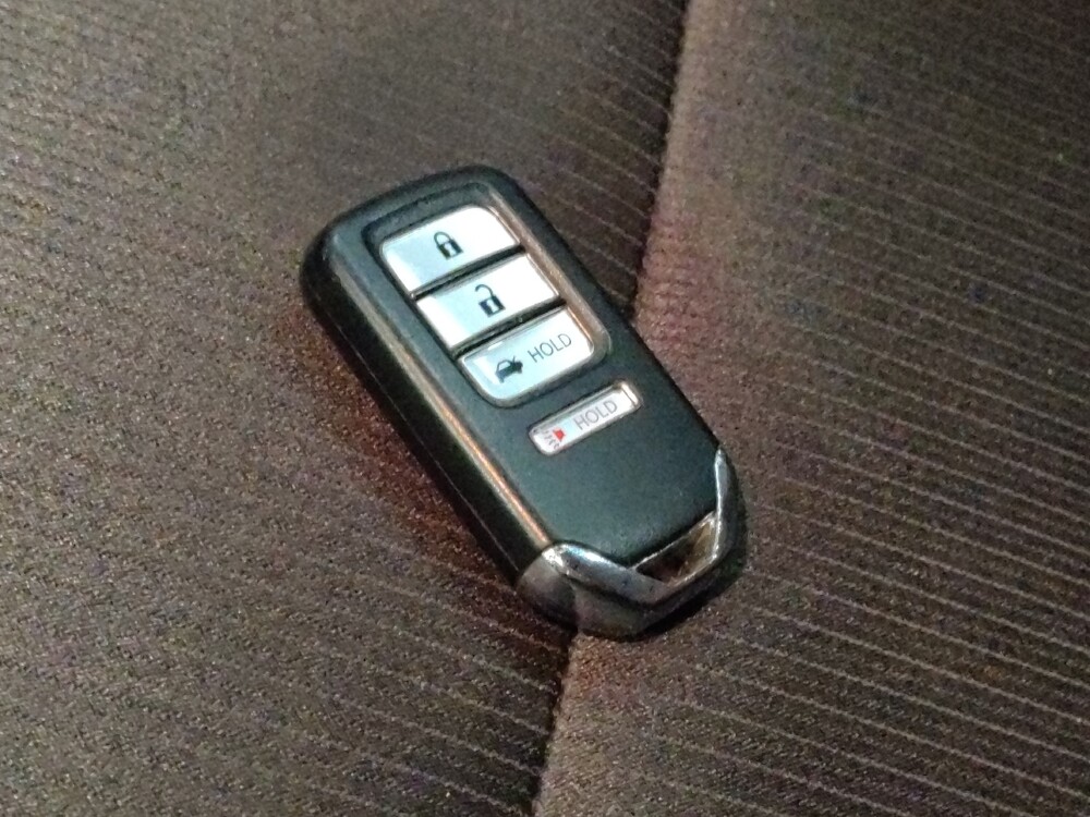 2021 Honda Accord in Glendale, AZ 85301 - 18098855 32