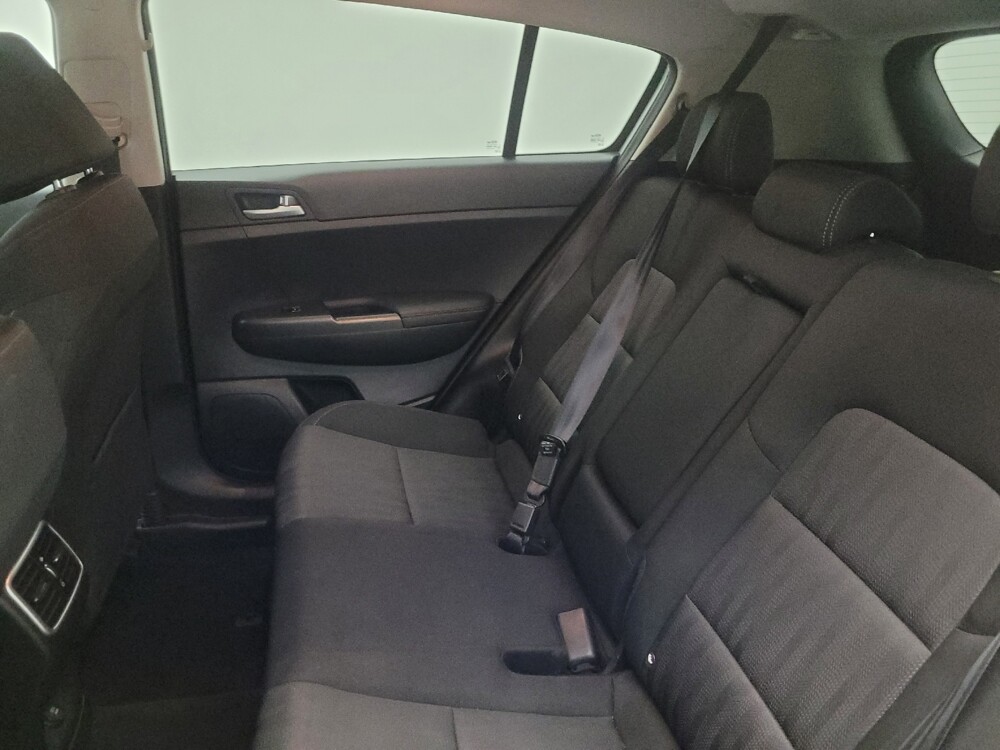 2022 Kia Sportage in Glendale, AZ 85301 - 18098858 18