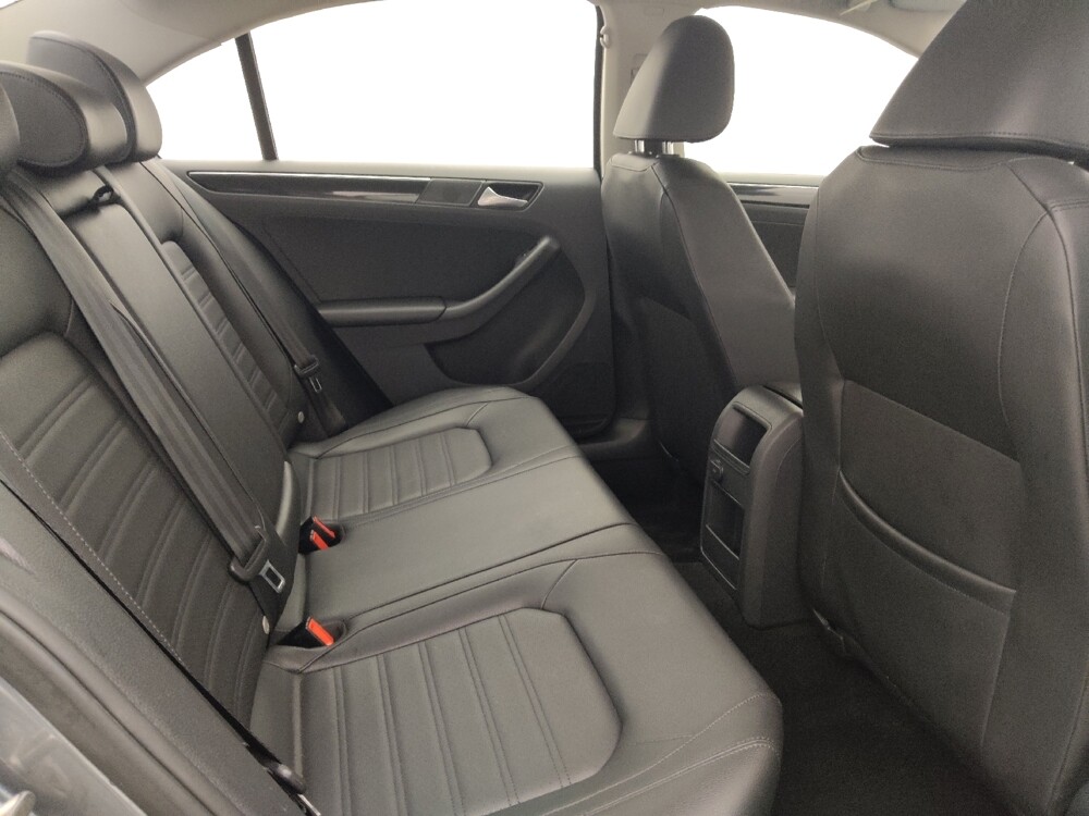 2017 Volkswagen Jetta in Fort Myers, FL 33907 - 18098863 19