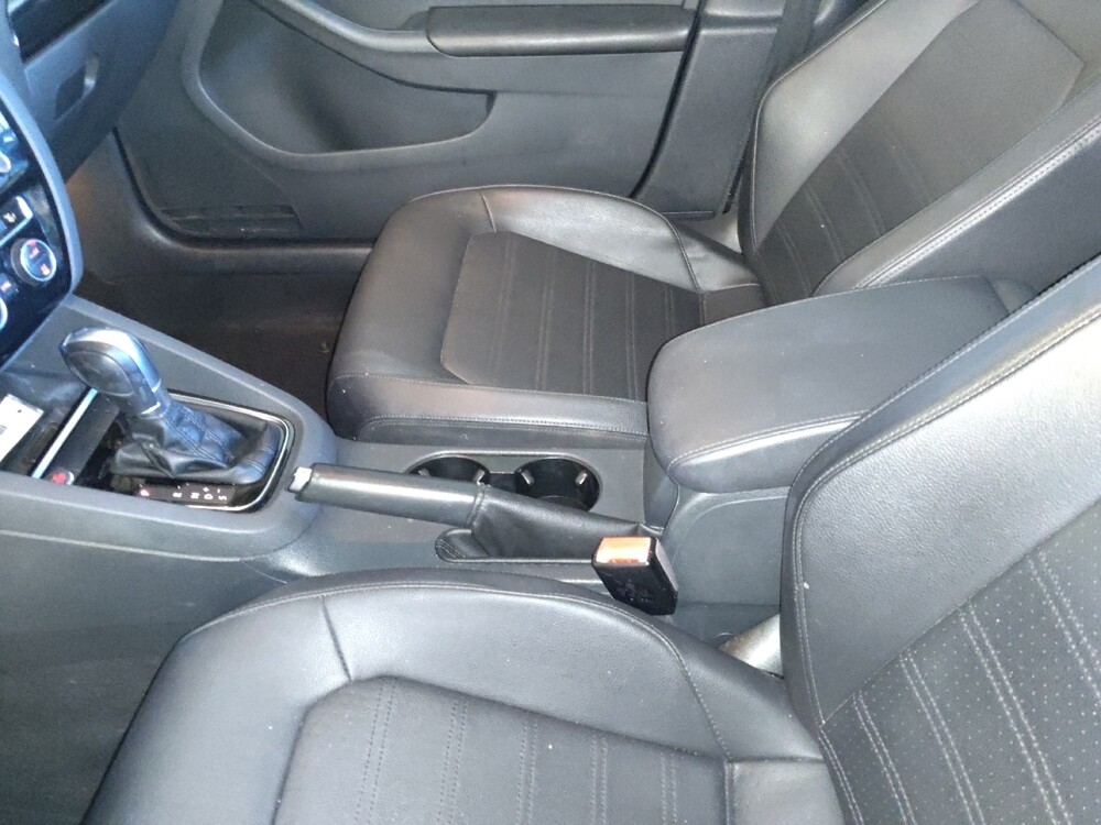 2017 Volkswagen Jetta in Fort Myers, FL 33907 - 18098863 26