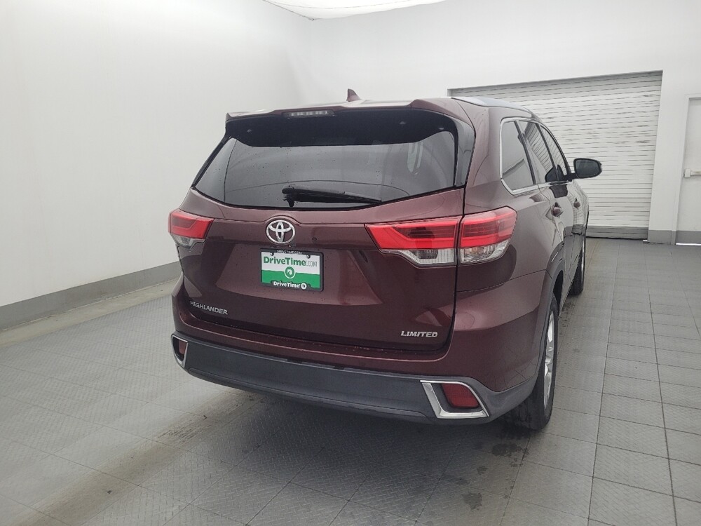 2017 Toyota Highlander in Fort Myers, FL 33907 - 18098865 7