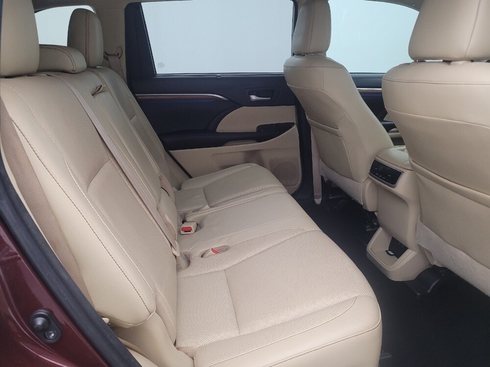 2017 Toyota Highlander in Fort Myers, FL 33907 - 18098865 19