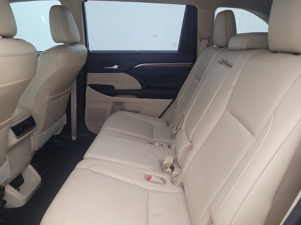 2017 Toyota Highlander in Fort Myers, FL 33907 - 18098865 18