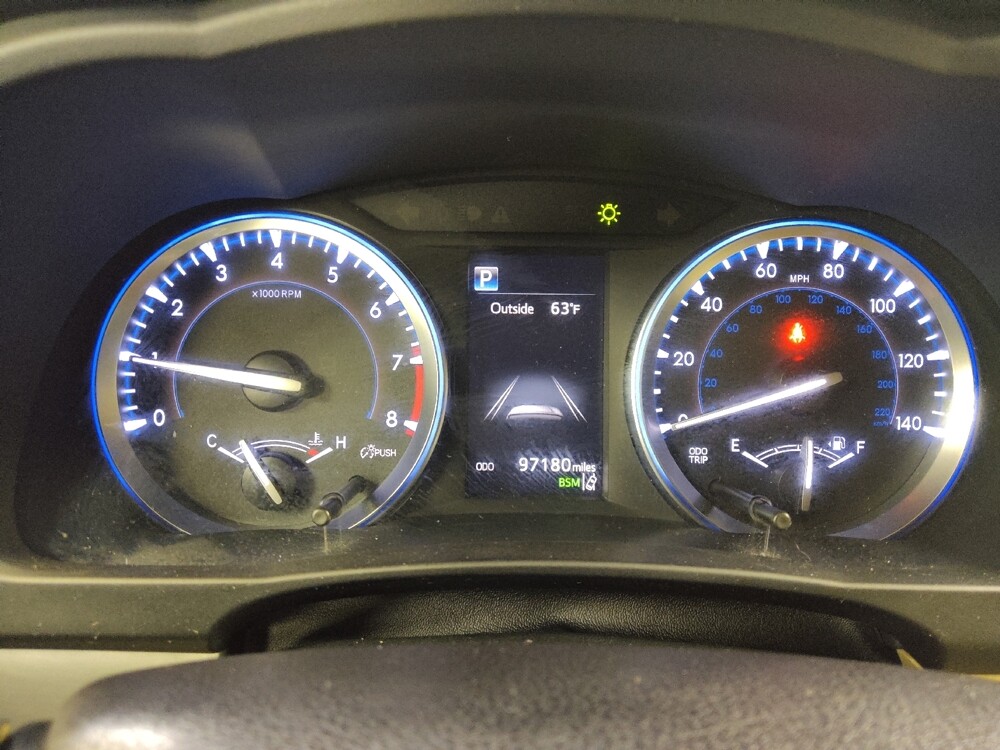 2017 Toyota Highlander in Fort Myers, FL 33907 - 18098865 23