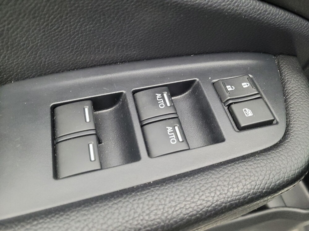 2020 Honda Pilot in Tampa, FL 33619 - 18098869 27