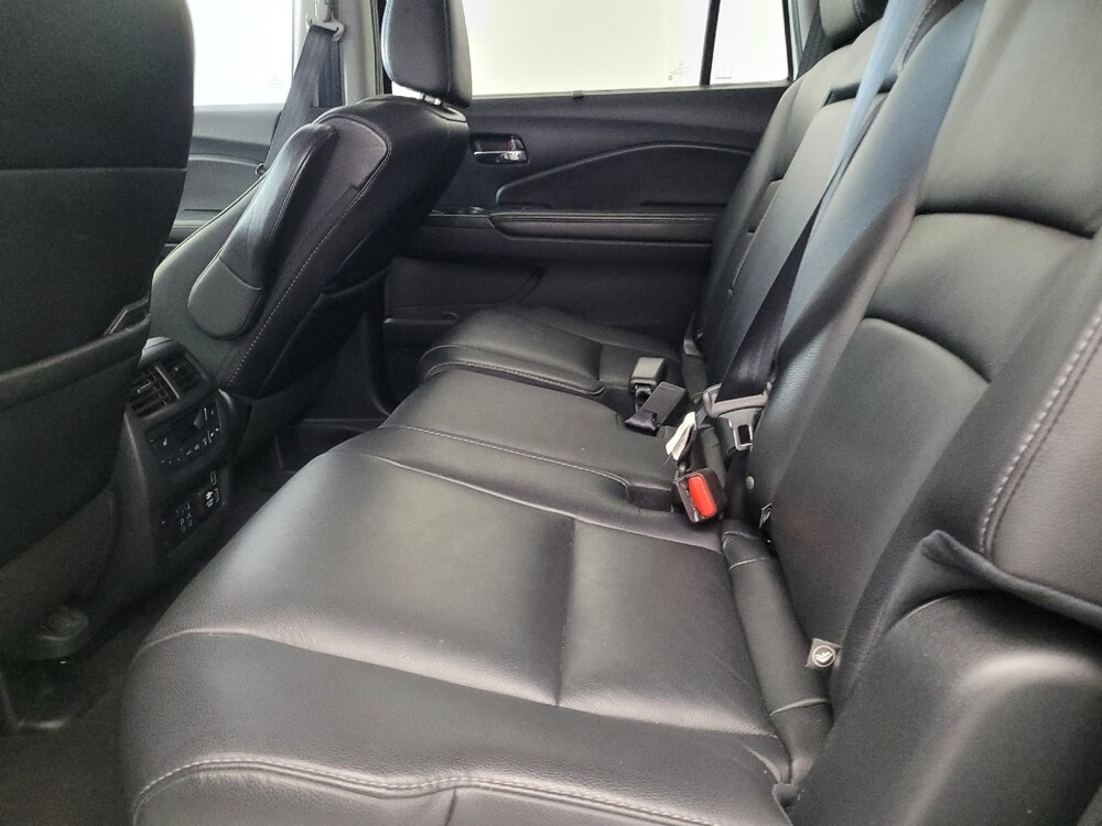 2020 Honda Pilot in Tampa, FL 33619 - 18098869 18