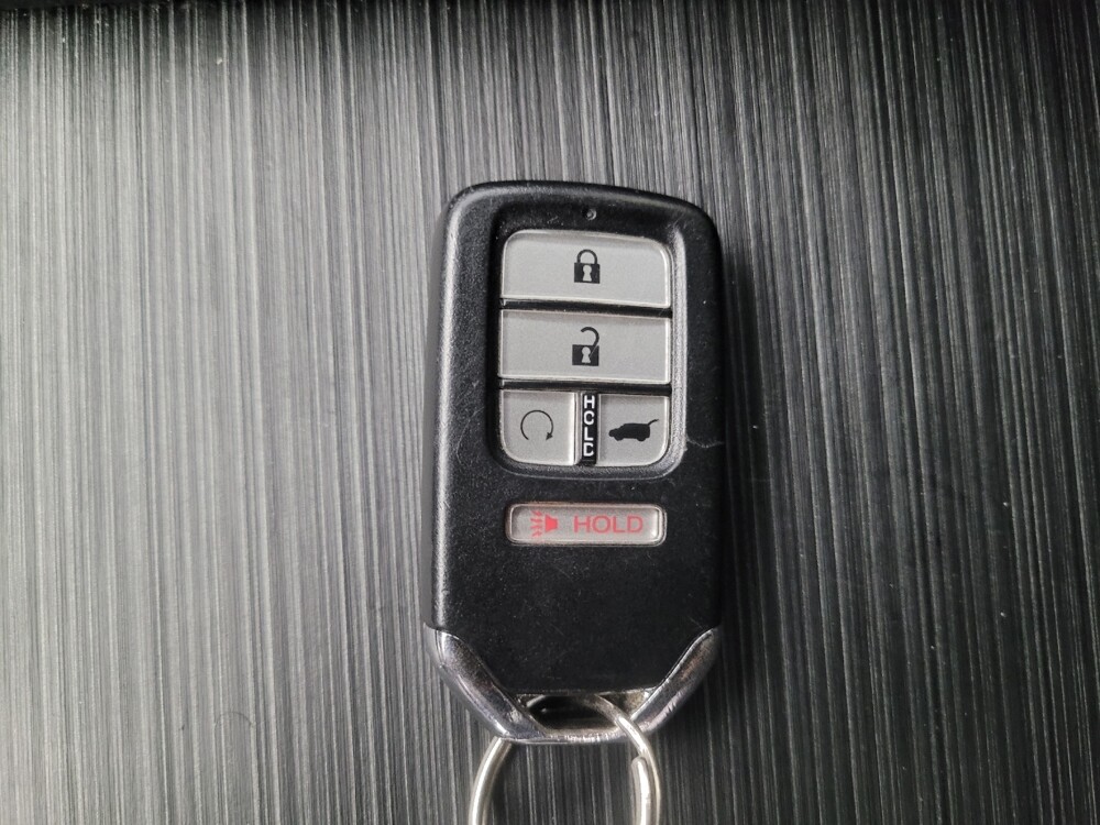 2020 Honda Pilot in Tampa, FL 33619 - 18098869 32