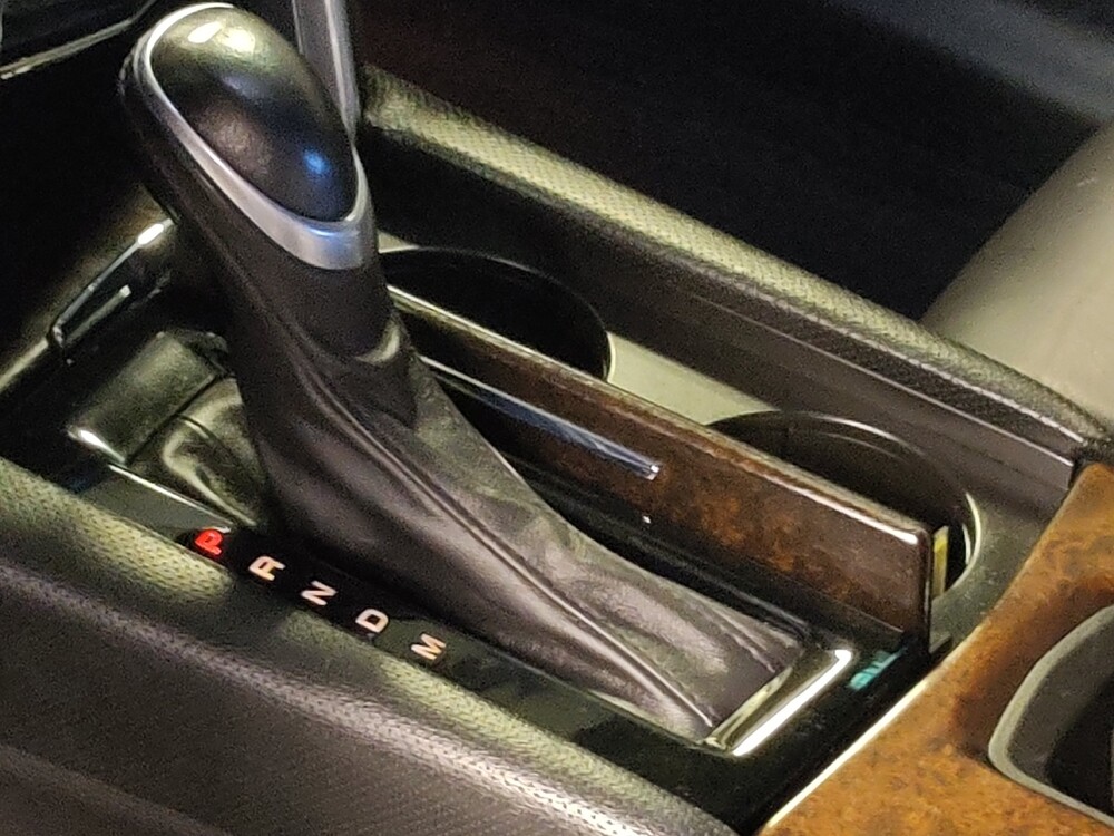 2018 Cadillac XTS in Tampa, FL 33619 - 18098880 26