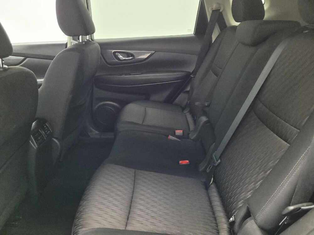 2019 Nissan Rogue in Las Vegas, NV 89104 - 18098883 18