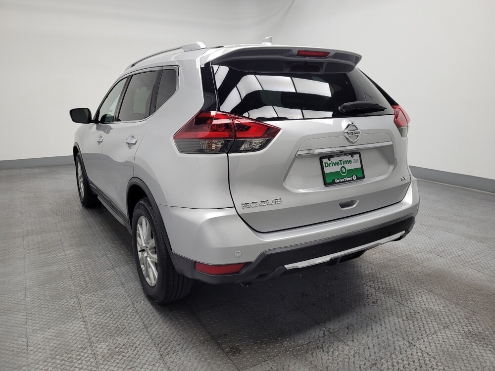 2019 Nissan Rogue in Las Vegas, NV 89104 - 18098883 5
