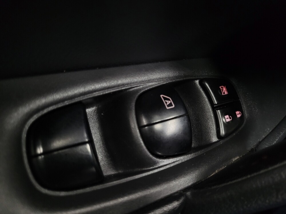 2019 Nissan Rogue in Las Vegas, NV 89104 - 18098883 27