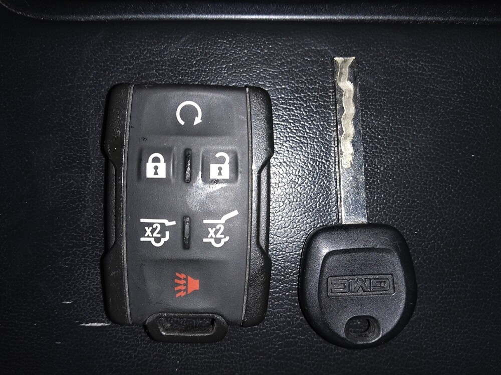 2019 GMC Yukon in Miami, FL 33157 - 18098887 32