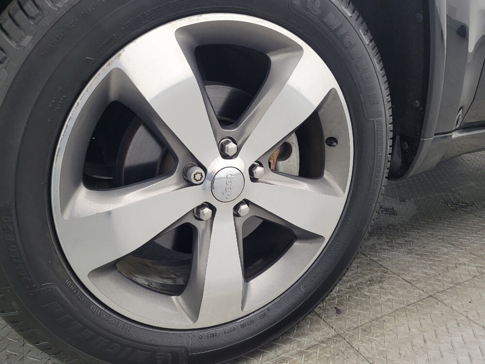 2015 Jeep Grand Cherokee in Savannah, GA 31419 - 18098888 31