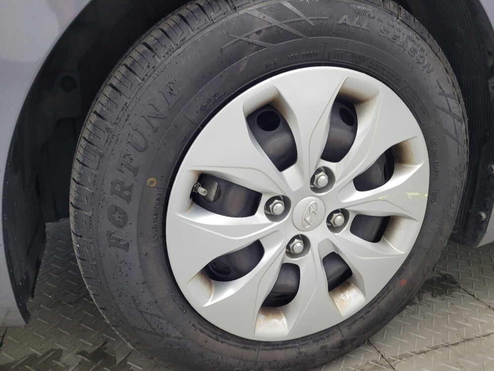 2016 Hyundai Accent in Winston-Salem, NC 27103 - 18098892 31