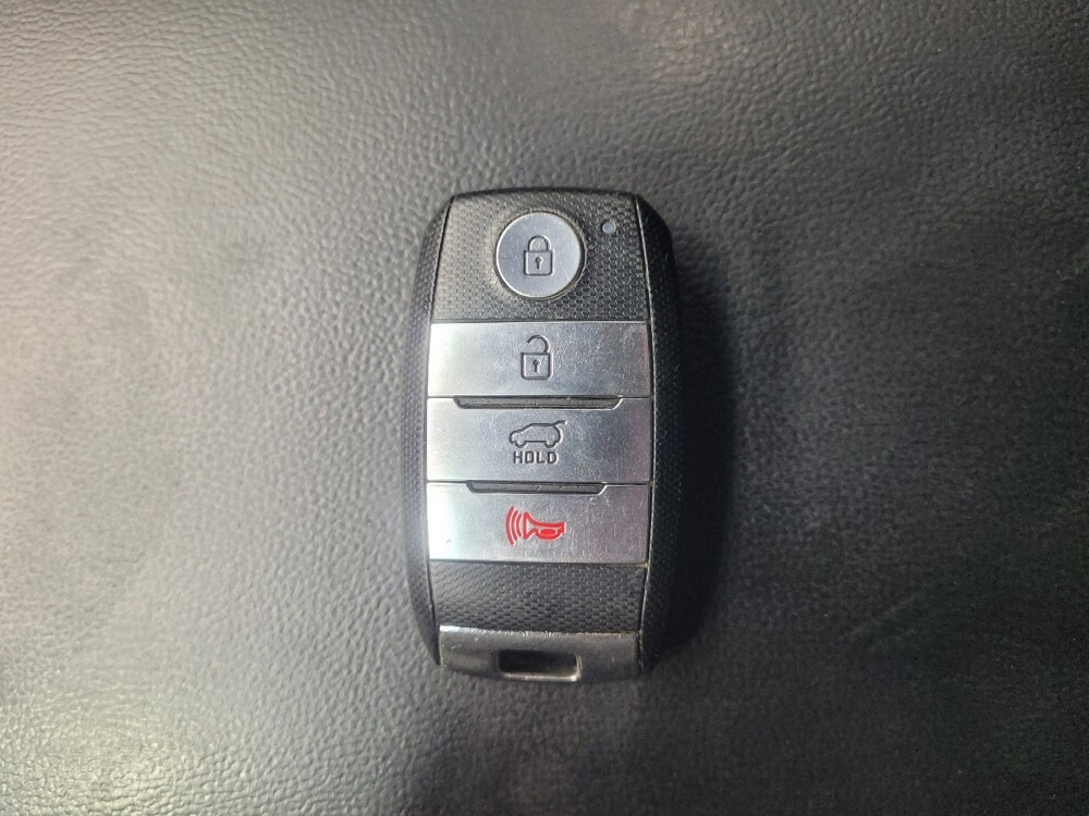 2020 Kia Sorento in Charleston, SC 29414 - 18098893 32