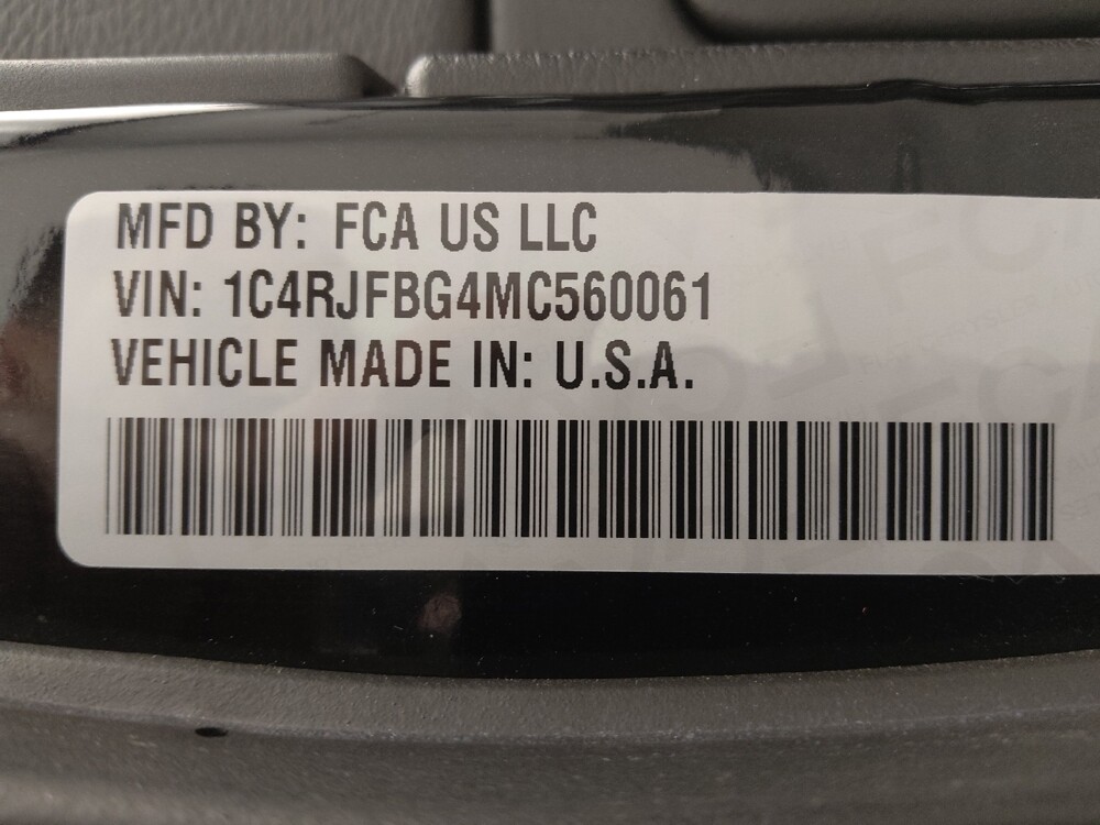 2021 Jeep Grand Cherokee in Denver, CO 80012 - 18098905 33