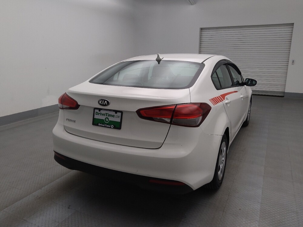 2017 Kia Forte in Denver, CO 80012 - 18098907 7