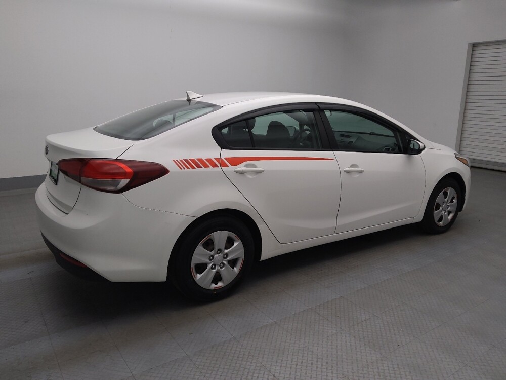 2017 Kia Forte in Denver, CO 80012 - 18098907 10