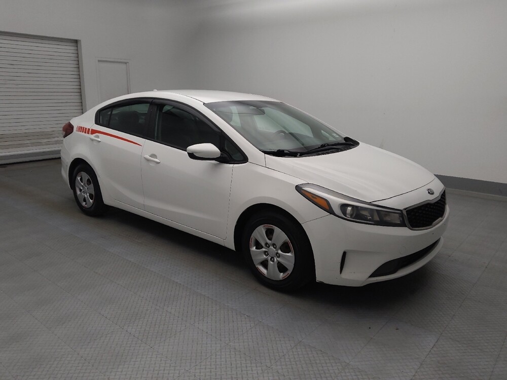 2017 Kia Forte in Denver, CO 80012 - 18098907 11