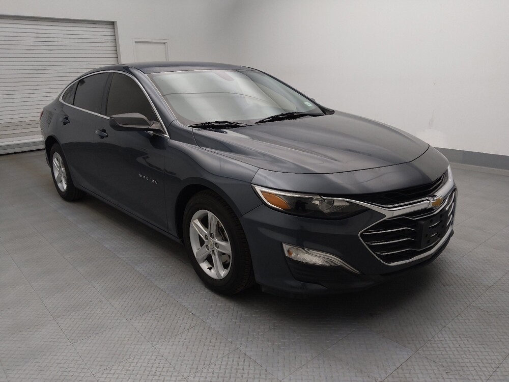 2019 Chevrolet Malibu in Denver, CO 80012 - 18098908 13