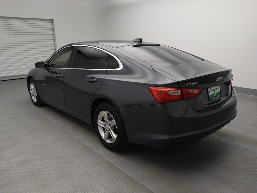 2019 Chevrolet Malibu in Denver, CO 80012 - 18098908 5
