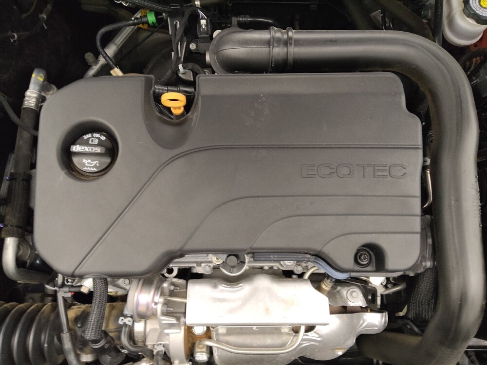 2019 Chevrolet Malibu in Denver, CO 80012 - 18098908 30