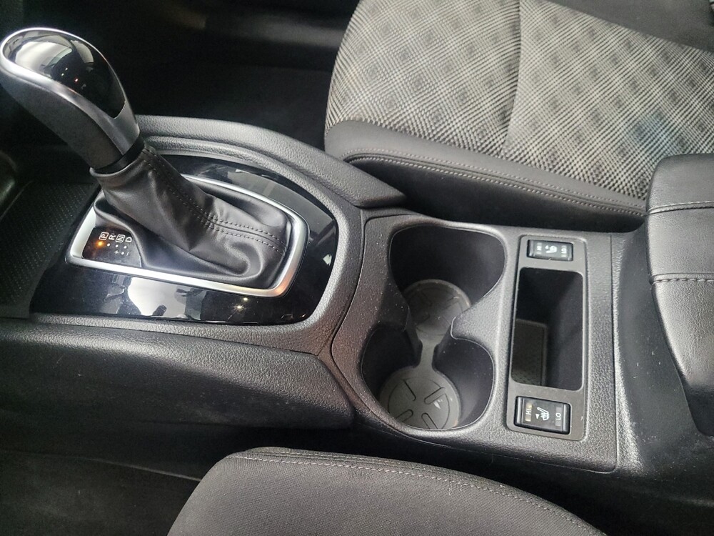 2018 Nissan Rogue Sport in Memphis, TN 38115 - 18098911 26