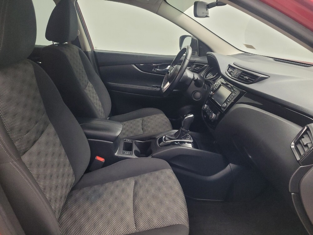 2018 Nissan Rogue Sport in Memphis, TN 38115 - 18098911 21