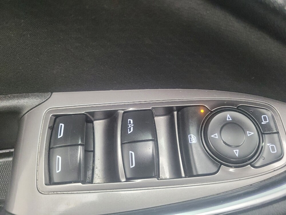 2017 Chevrolet Malibu in Memphis, TN 38115 - 18098914 27