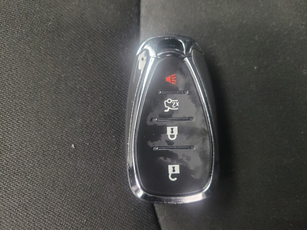 2017 Chevrolet Malibu in Memphis, TN 38115 - 18098914 32