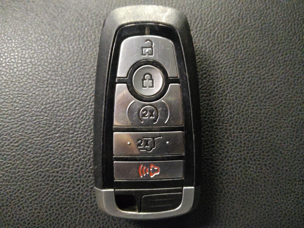 2020 Ford Escape in Houston, TX 77034 - 18098924 32