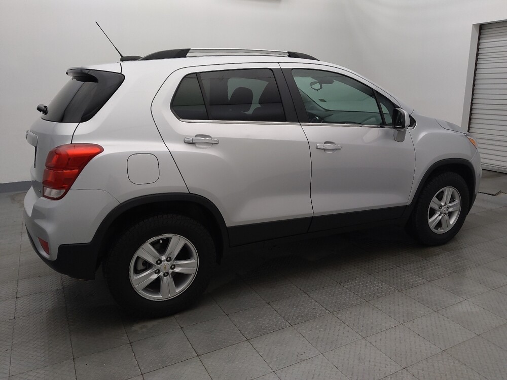 2019 Chevrolet Trax in Houston, TX 77074 - 18098926 10