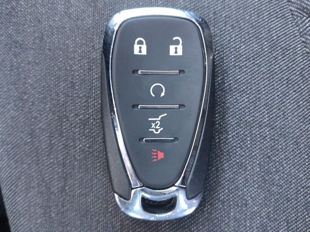 2020 Chevrolet Equinox in Baton Rouge, LA 70816 - 18098928 32