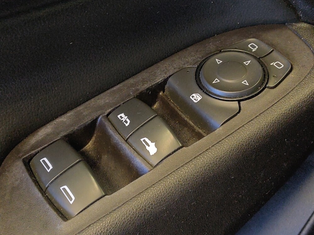 2020 Chevrolet Equinox in Baton Rouge, LA 70816 - 18098928 27