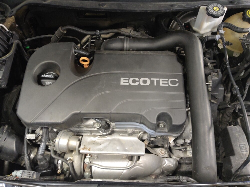 2020 Chevrolet Equinox in Baton Rouge, LA 70816 - 18098928 30