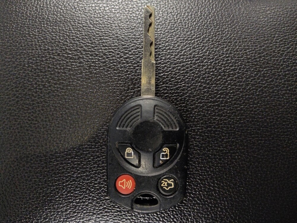 2018 Ford Escape in Houston, TX 77074 - 18098932 32