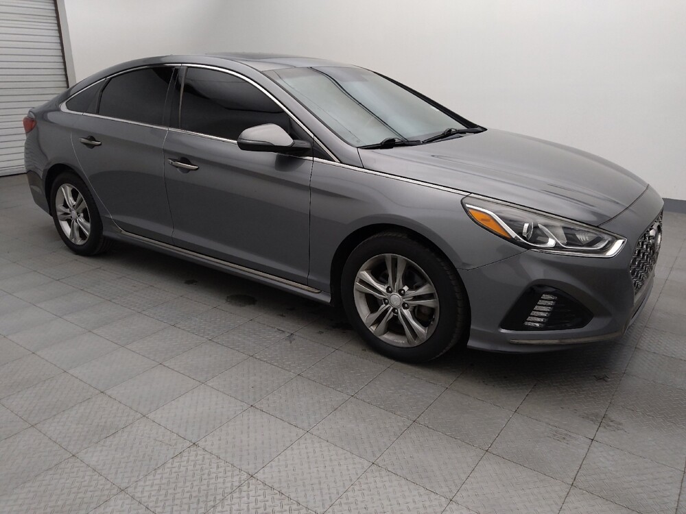 2018 Hyundai Sonata in Baton Rouge, LA 70816 - 18098933 11