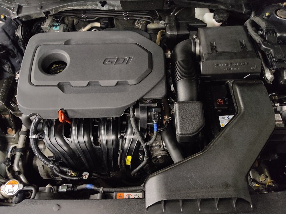 2018 Hyundai Sonata in Baton Rouge, LA 70816 - 18098933 29