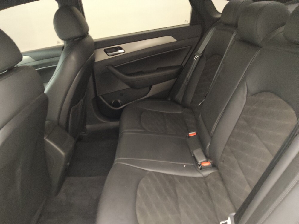 2018 Hyundai Sonata in Baton Rouge, LA 70816 - 18098933 18